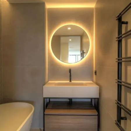 Blue Diamond - 8 Personnes - 5* Apartment Les Issambres